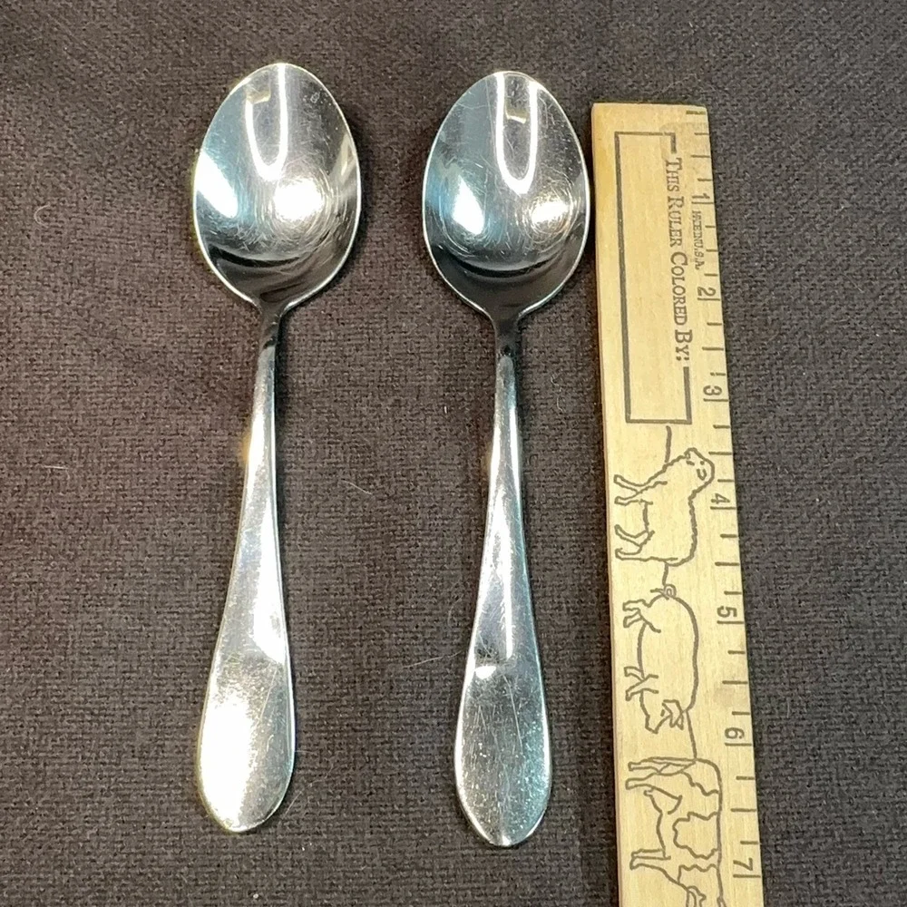 Towle BOSTON ANTIQUE Glossy 2 Oval Soup / Place Spoons Towle 18-10 Stainless